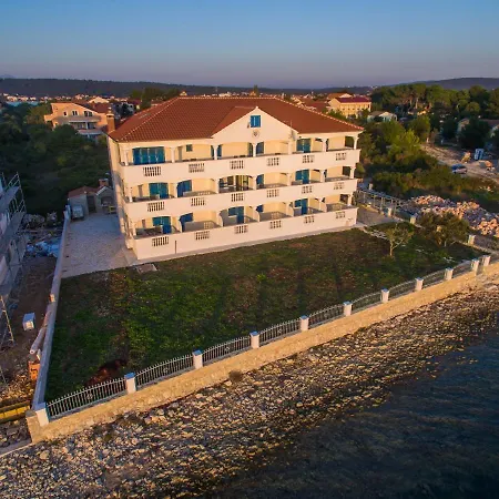 Vendégház By The Sea 3*