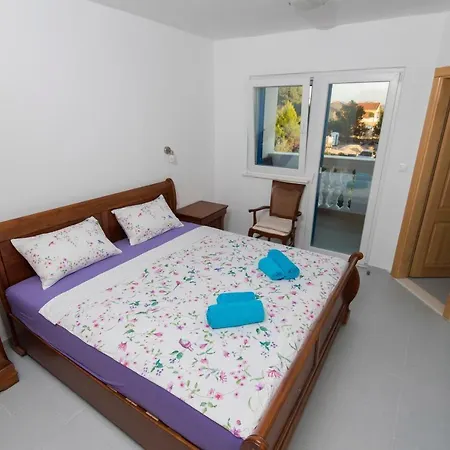 By The Sea Guest house