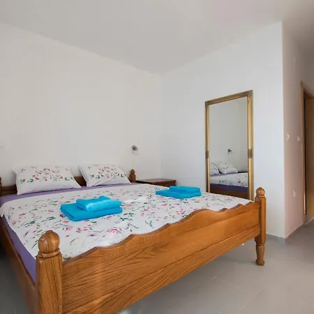Guest house By The Sea 3*